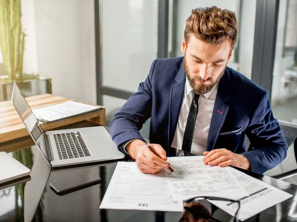 Un employé du secteur tertiaire